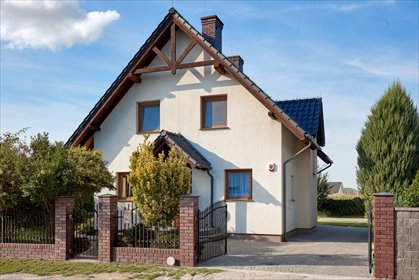 Sprzedam dom 130 m² z tarasem i ogrodem w Gowarzewie dom Gowarzewo, Pogodna