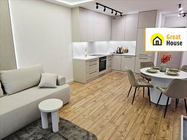 Na sprzedaż przestronne 3-pokojowe mieszkanie 62 m² w Kielcach mieszkanie Kielce, Warszawska