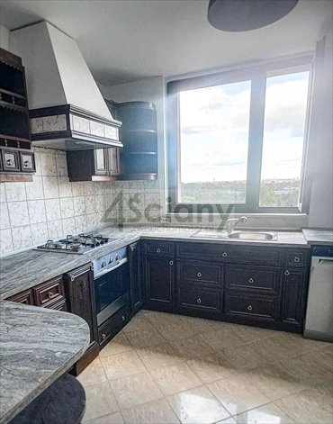 Przestronne 4-pokojowe mieszkanie z loggią i garderobą mieszkanie Warszawa, Bielany, Gwiaździsta