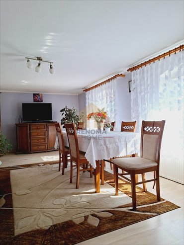 Urokliwy dom z dużym terenem i potencjałem inwestycyjnym dom Kondratów