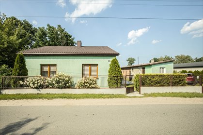 Siedlisko marzeń- dom i 5 budynków gospodarczych dom Jerwonice