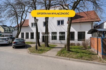 Na sprzedaż budynek 400 m² z potencjałem inwestycyjnym lokal użytkowy Skawina, Ogrody
