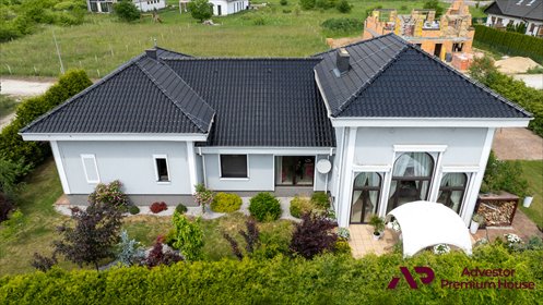 Ekskluzywny dom 306 m² z indywidualnym stylem i prywatnym ogrodem dom Lusówko