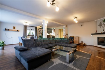 dom na sprzedaż 180m2 dom Książenice