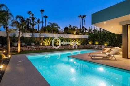 Na sprzedaż nowoczesna willa 770 m² w Nueva Andalucia dom Nueva Andalucia, Nueva Andalucia