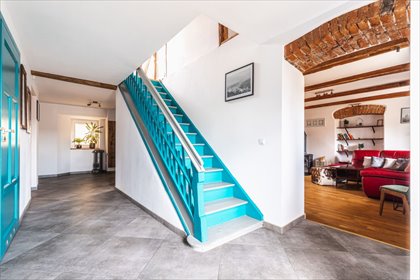 Przestronny dom 330 m² z dwoma apartamentami - polecam dom Miłków