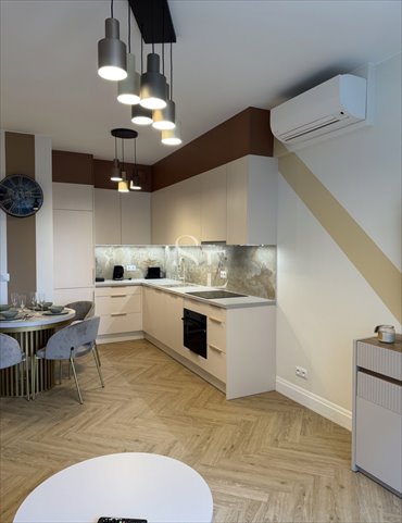 Nowoczesne 45 m² w centrum Warszawy, pełne wyposażenie mieszkanie Warszawa, Wola, Krochmalna