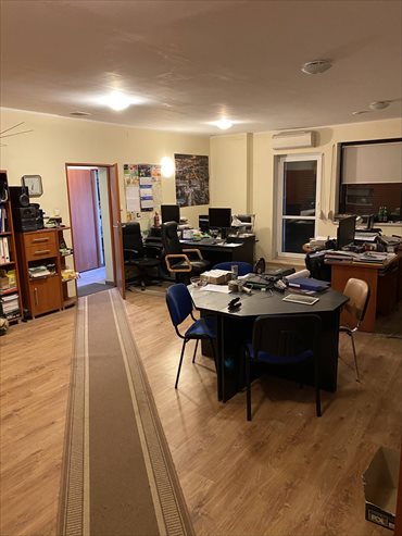 Na sprzedaż przestronne mieszkanie 140 m² z garażem i dużym ogrodem lokal użytkowy Cesarzowice