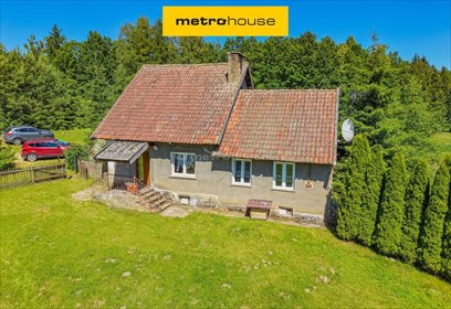 Urokliwe siedlisko na Mazurach z 4 budynkami i 2350 m² działki dom Kukowo