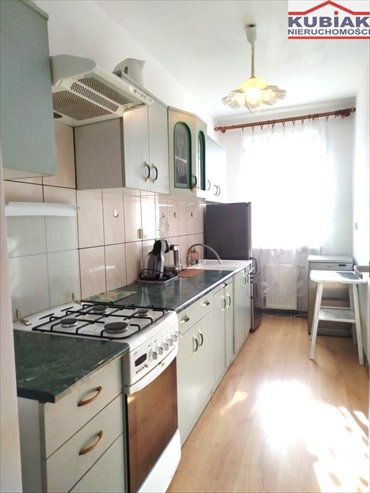 Na wynajem przestronne 32,9 m² w Pruszkowie z miejscem parkingowym mieszkanie Pruszków, Żbikowska