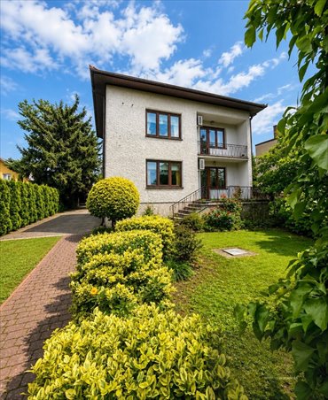 Dom 190 m² z windą i garażami - polecam dom Kąty