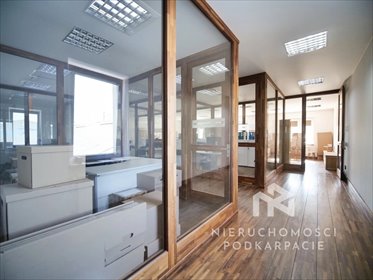 Polecam nowoczesny biurowiec 430 m² z salą konferencyjną w Czudcu lokal użytkowy Czudec, Rzeszowska