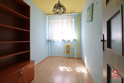 3-pokojowe mieszkanie z balkonem i dużym potencjałem mieszkanie Suwałki, Osiedle II