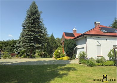 Urokliwy dom z sauną, lasem i jeziorem – 4 600 m² dom Dargocice