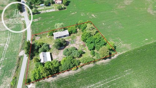 Do sprzedania dom z potencjałem 66 m² w Wołkowianach dom Wołkowiany, Lawendowa