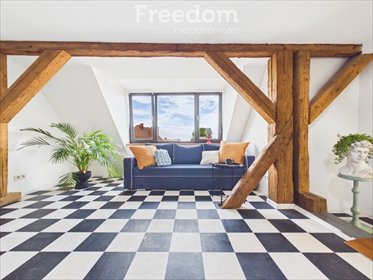 Sprzedam loftowe mieszkanie 93 m² z widokiem na Zamek Książęcy mieszkanie Niemodlin, Rynek