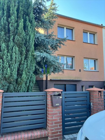 Dom bliźniak 105,6 m² z niezależnym mieszkaniem - Żerniki dom Wrocław, Fabryczna, Żerniki, Berberysowa