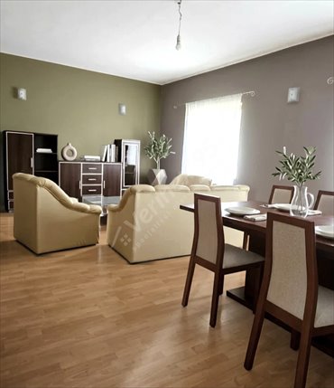 Do sprzedania przestronne 108 m² z prywatnym ogródkiem i osobnym wejściem mieszkanie Nowa Wieś Legnicka