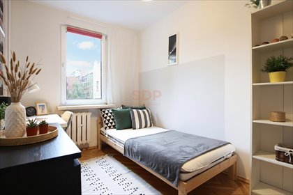 Na sprzedaż przestronne 6-pokojowe mieszkanie 74 m² w centrum Łodzi mieszkanie Łódź, Śródmieście, Nawrot