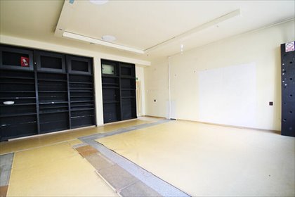 Lokal 55m2 z witrynami, idealny na gabinet kosmetyczny lokal użytkowy Opole, Centrum