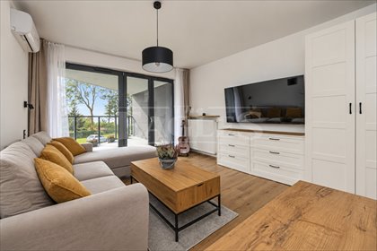 Nowoczesny apartament nad Zalewem Zegrzyńskim z tarasem i widokiem. mieszkanie Zegrze, prof. Janusza Groszkowskiego