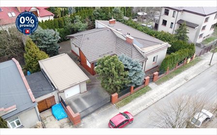 Sprzedam klimatyczny dom 126 m² z garażami w Piotrkowie dom Piotrków Trybunalski, Centrum, Stodolniana
