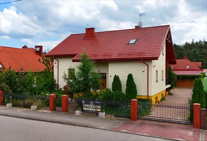 dom na sprzedaż 200m2 dom Ujazd
