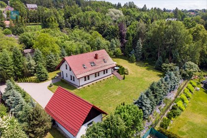 Przestronny dom z widokiem, jacuzzi, garaż i 5 sypialni dom Siercza, Siercza, Siercza