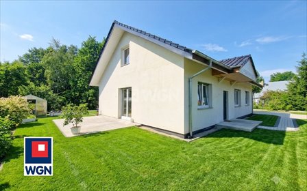 Sprzedam nowoczesny dom 4 pok. z tarasem i poddaszem w spokojnej okolicy dom Dzietrzychowice, Dzietrzychowice