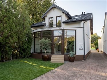Sprzedam dom 230 m² w Grodzisku z dużym potencjałem dom Grodzisko