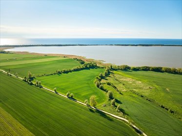 Polecam działkę 1000 m² z widokiem na jezioro Kopań, 3 km od plaży działka Darłowo, Darłówko, Wyjątkowe działki nad jeziorem Kopań – 3 km od Bałtyku