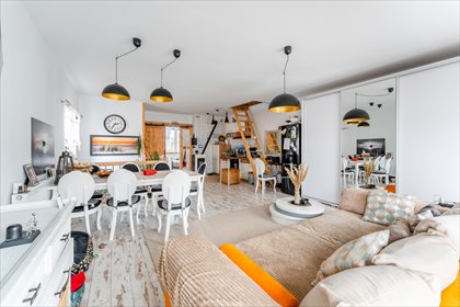 Dom 270 m² z 3 niezależnymi mieszkaniami polecam dom Kołobrzeg, Kołobrzeg, Szafirowa 25