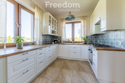 Sprzedam dom 200 m² z ogrodem i garażem w Grądach dom Grądy, Rumiankowa