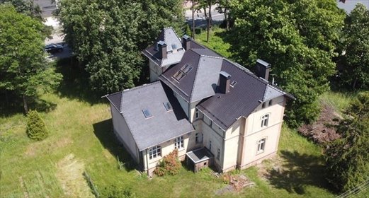 Przestronna willa z dużą działką i potencjałem dom Zawadzkie
