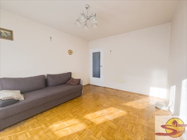 Radom, 3 pokoje do remontu z balkonem i piwnicą mieszkanie Radom, Sandomierska