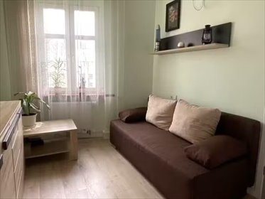 Gliwice - 63 m² 3 pokoje z piwnicą i komórką mieszkanie Gliwice, Politechnika, Łużycka