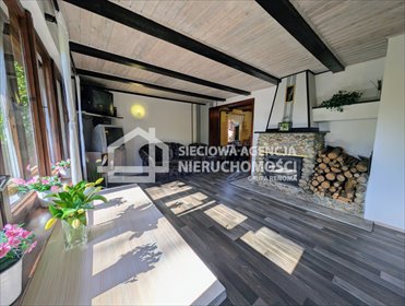 Na sprzedaż urokliwy dom 148 m² z balkonami i kominkiem dom Podjazy