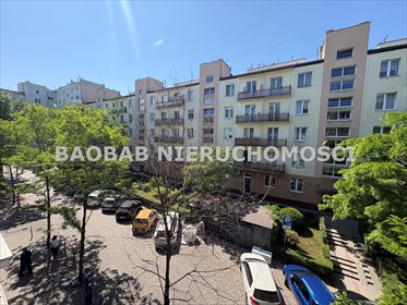 Dwupokojowe mieszkanie w centrum Gdyni z aneksem i parkietem Merbau mieszkanie Gdynia, Abrahama