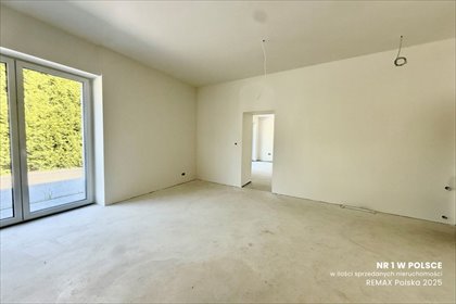 Przestronne 102,7 m² z ogródkiem i dwoma wejściami mieszkanie Okleśna, Starowiejska