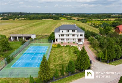 Dom na sprzedaż Kolonia Lesiów 720m2 Foto 1