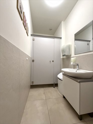 Lokal biurowy 67,8 m2, dogodny dojazd, spokojne otoczenie lokal użytkowy Rzeszów, Przemysłowa