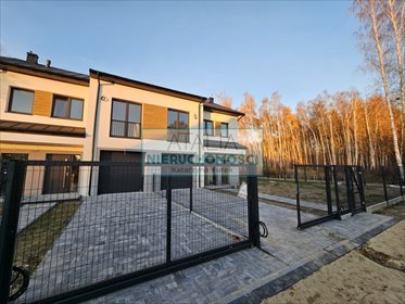 Przestronny bliźniak 115 m2 z garażem i dużą działką dom Kozerki