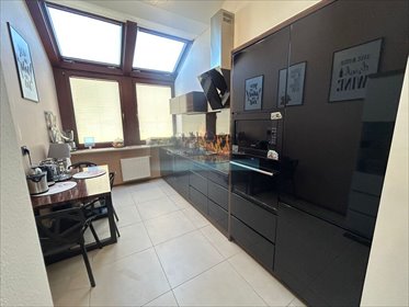 Zapraszam do 87 m² dwupoziomowego mieszkania w Parzniewie mieszkanie Parzniew, Działkowa