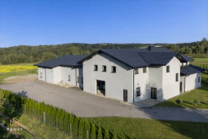 Przemysłowy obiekt 1400 m² z biurami i dużym placem lokal użytkowy Polanka