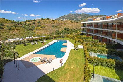 Luksusowy apartament 3 sypialnie, taras, garaż, widoki mieszkanie El Higuerón, El Higuerón, Fuengirola, Málaga