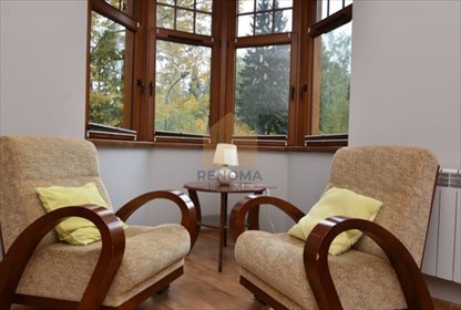 Na sprzedaż komfortowy apartament 42 m² z parkingiem i windą mieszkanie Szklarska Poręba