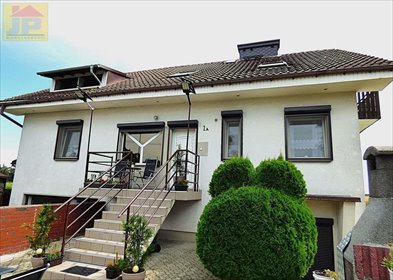 Przestronny dom 279 m2 z nowoczesnymi instalacjami i garażem dom Krzywizna