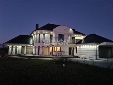 Dom na sprzedaż Wykroty, Główna 218m2 Foto 2