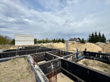 Inwestycja deweloperska z pozwoleniem i rozpoczętą budową lokal użytkowy Rybnik, Lipowa