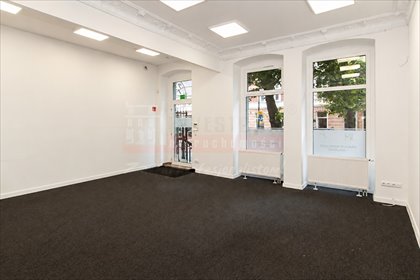Przestronny lokal 69 m² z tarasem i witryną - polecam lokal użytkowy Opole